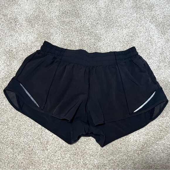 lululemon athletica Pants - Lululemon Shorts Womens Size 8 Black Hotty Hot Stretch Lined Running Athleisure